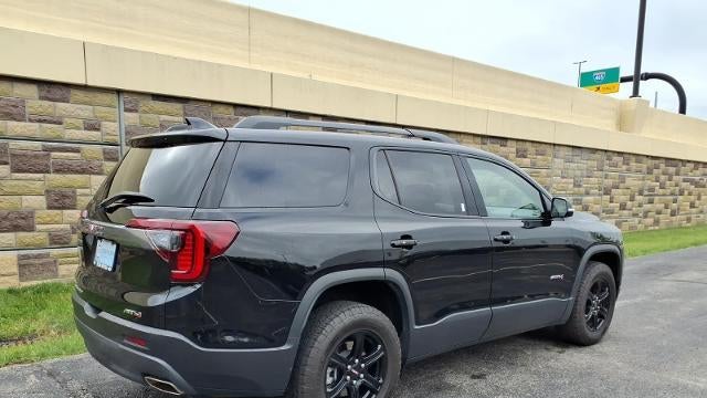 2023 GMC Acadia AT4