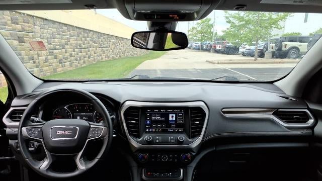 2023 GMC Acadia AT4