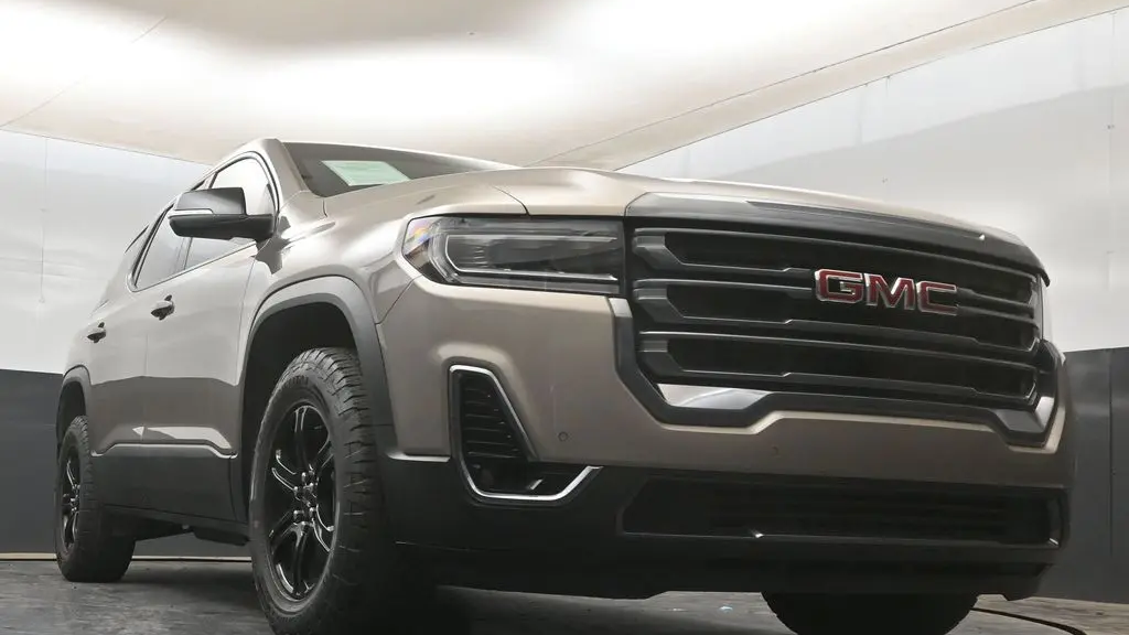 2023 GMC Acadia AT4