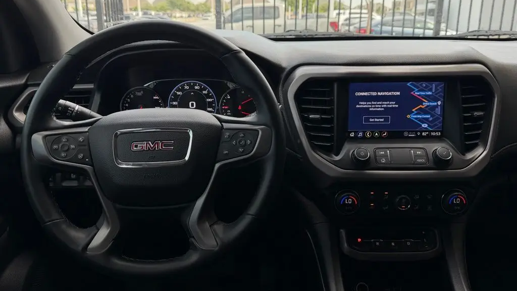 2023 GMC Acadia AT4