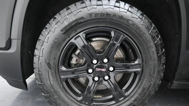 2021 GMC Acadia AT4