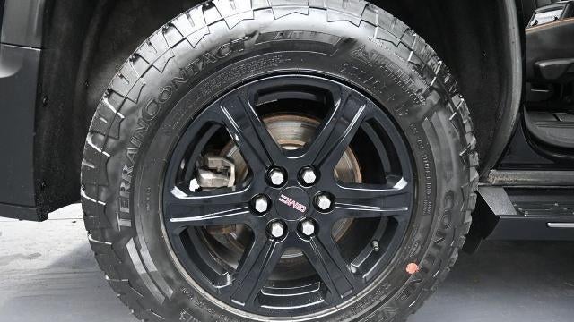 2021 GMC Acadia AT4