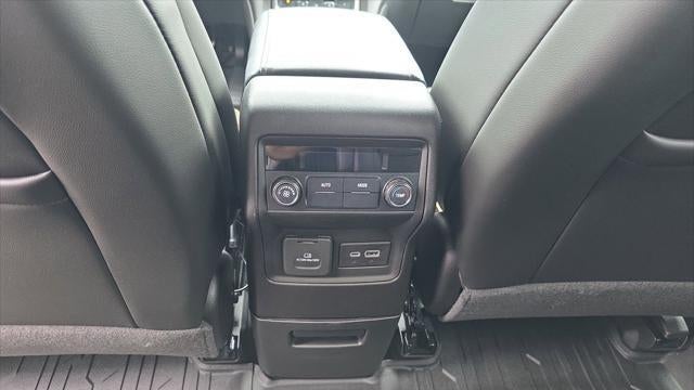 2021 GMC Acadia AT4