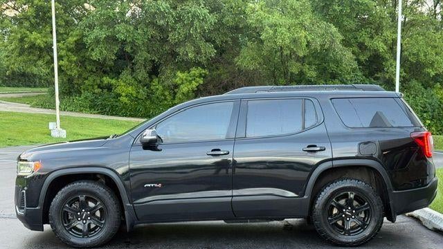 2023 GMC Acadia AT4