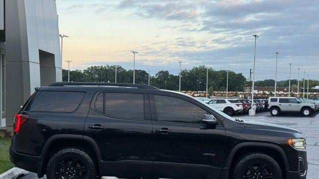 2023 GMC Acadia AT4