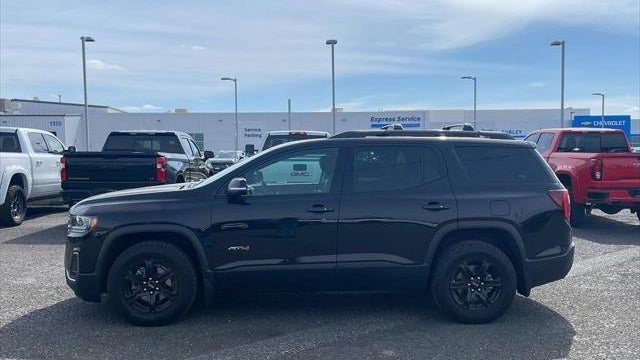 2023 GMC Acadia AT4