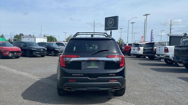 2023 GMC Acadia AT4