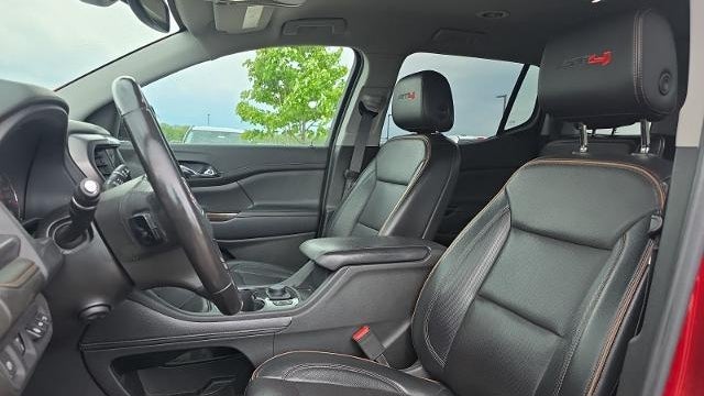 2021 GMC Acadia AT4