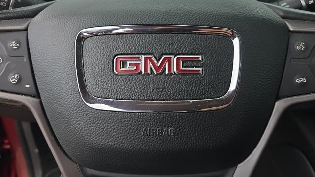 2021 GMC Acadia AT4