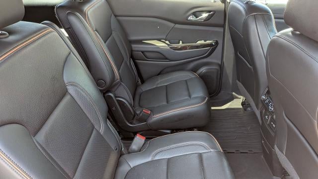 2021 GMC Acadia AT4
