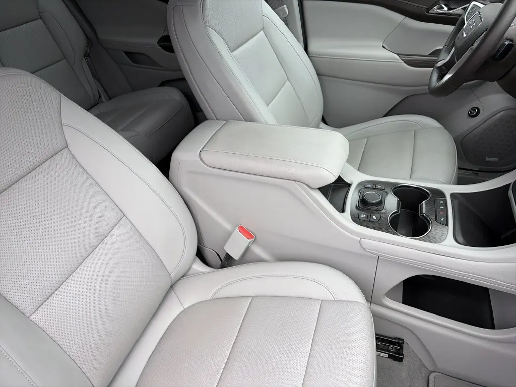 2023 GMC Acadia - $27,220