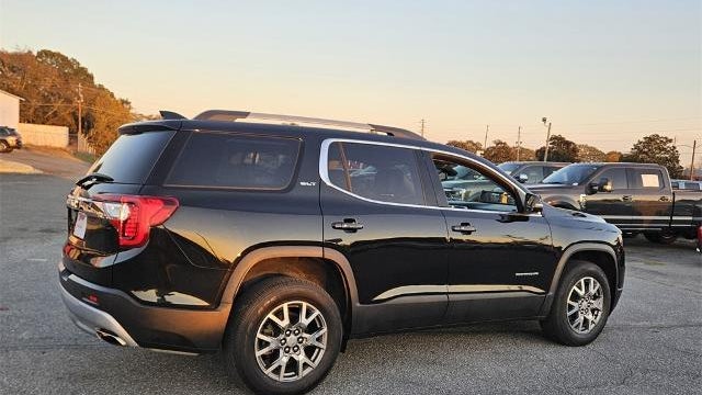 2021 GMC Acadia SLT