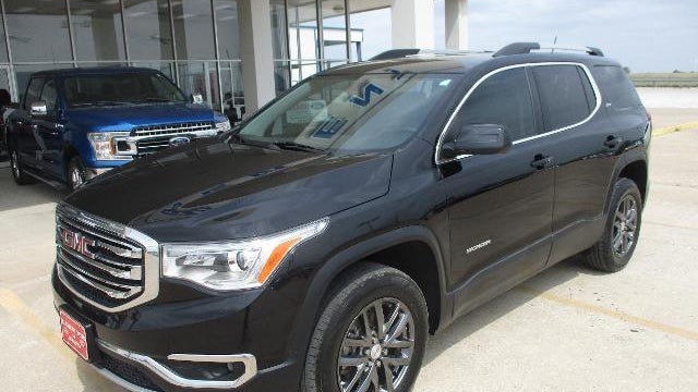 2017 GMC Acadia SLT-1