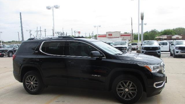 2017 GMC Acadia SLT-1
