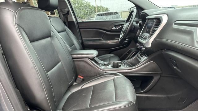 2021 GMC Acadia SLT