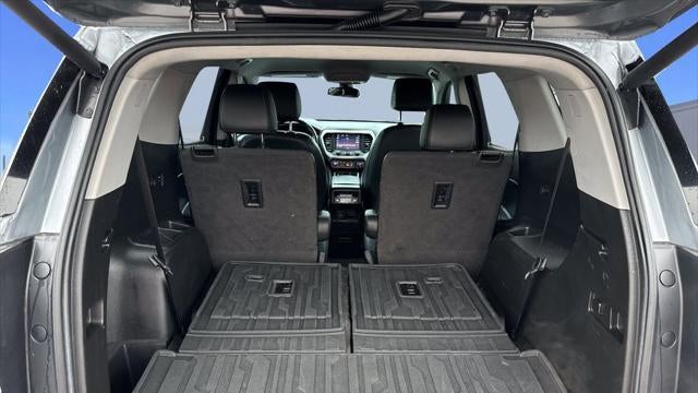 2021 GMC Acadia SLT