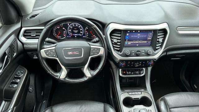 2021 GMC Acadia SLT