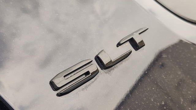 2022 GMC Acadia SLT