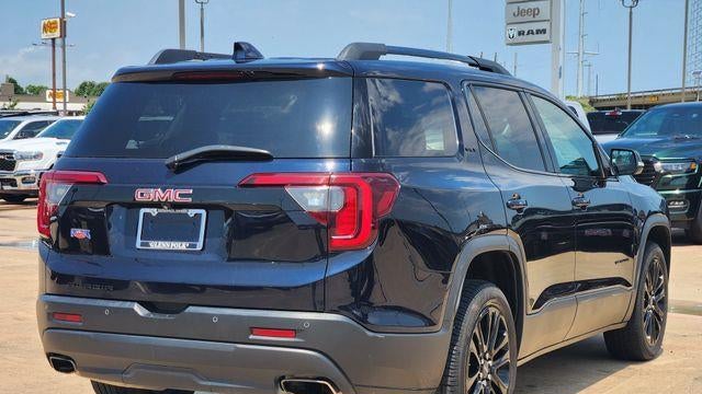 2022 GMC Acadia SLT