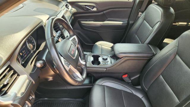 2022 GMC Acadia SLT