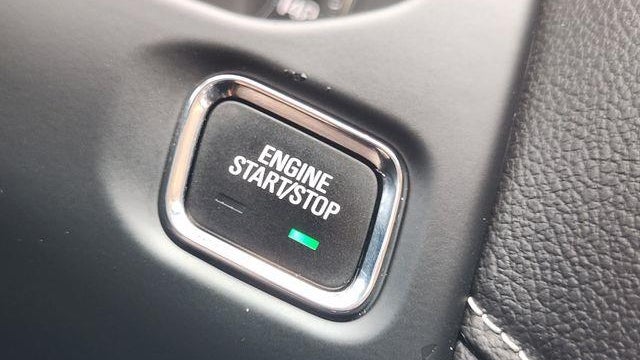 2022 GMC Acadia SLT