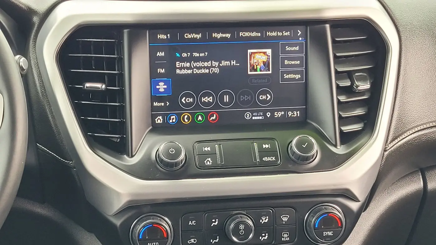 2023 GMC Acadia SLT