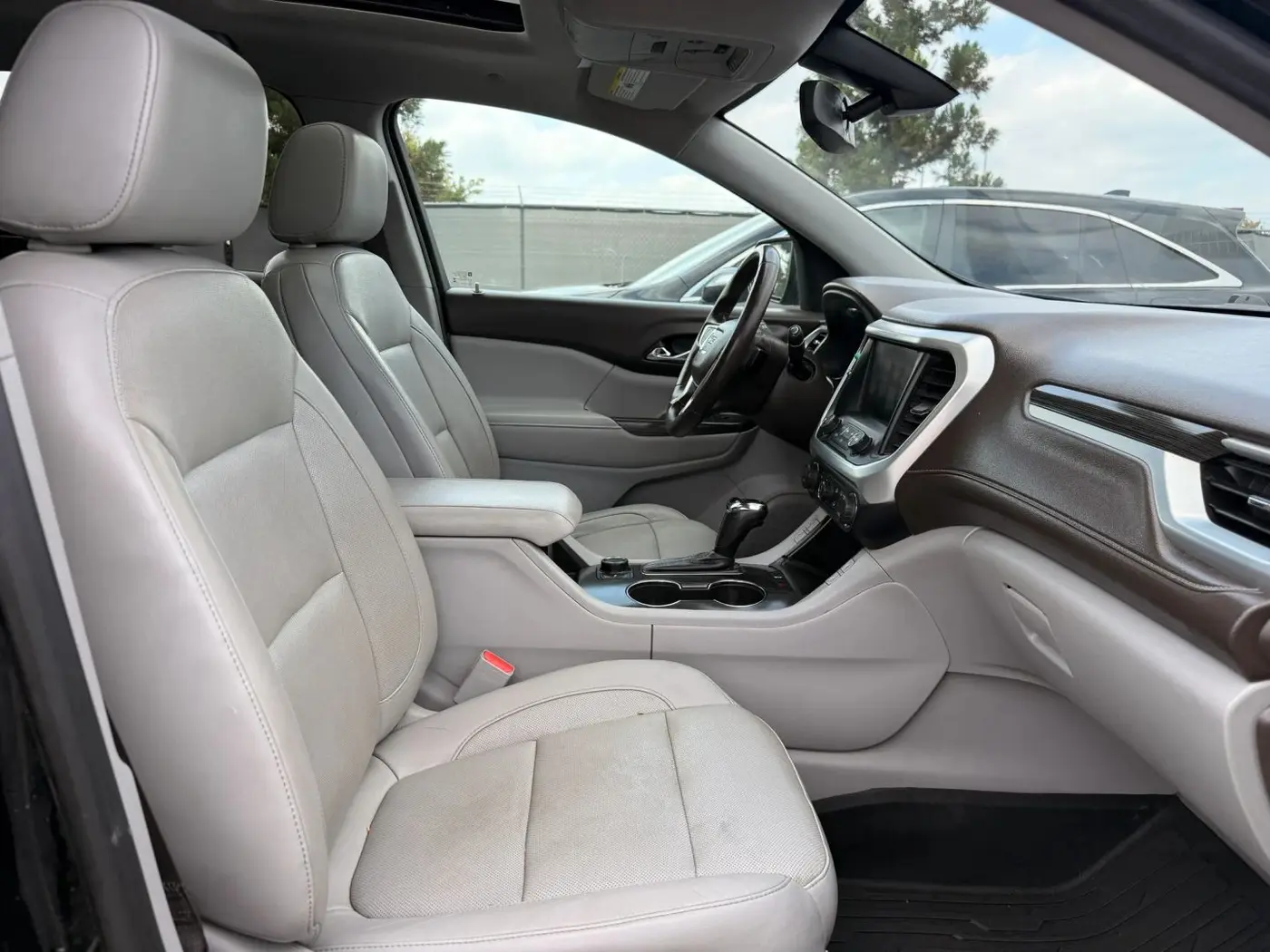 2017 GMC Acadia - $9,950