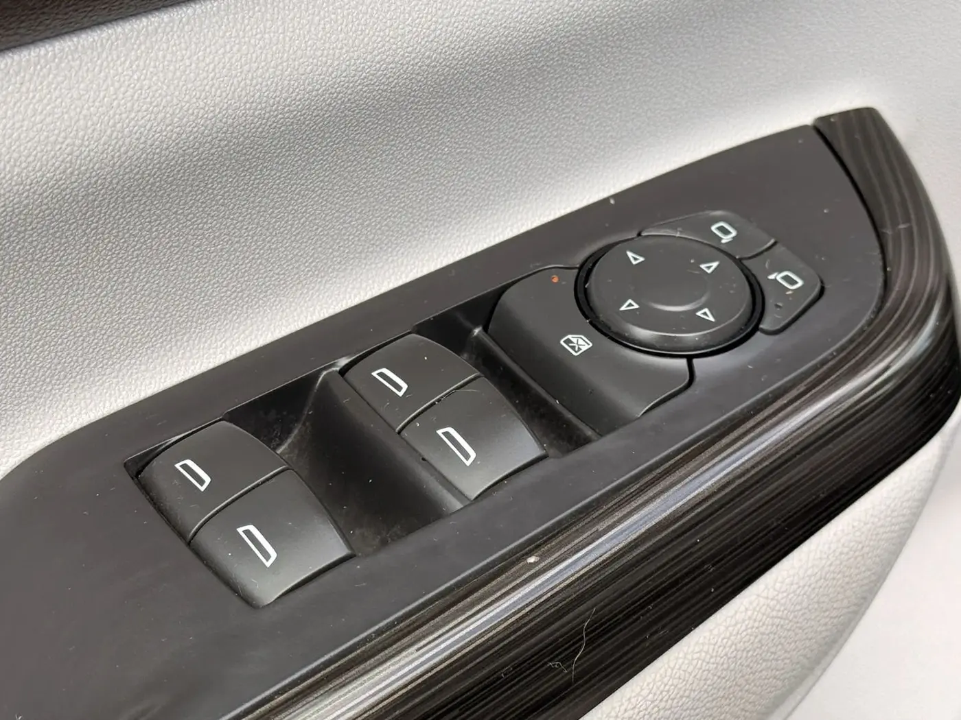 2017 GMC Acadia - $9,950