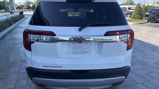 2021 GMC Acadia SLT