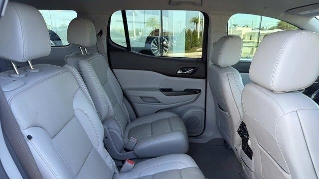 2021 GMC Acadia SLT