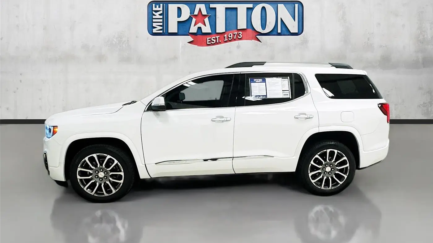 2020 GMC Acadia Denali