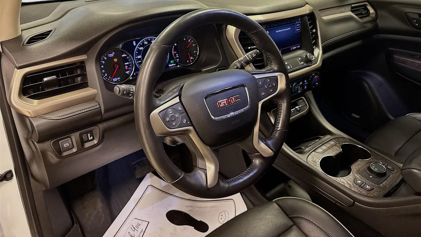 2020 GMC Acadia Denali