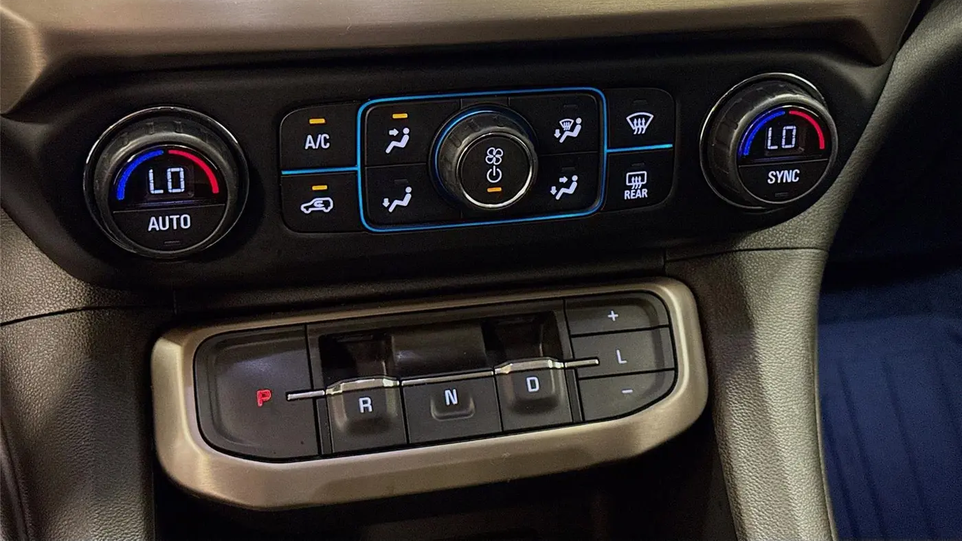 2020 GMC Acadia Denali