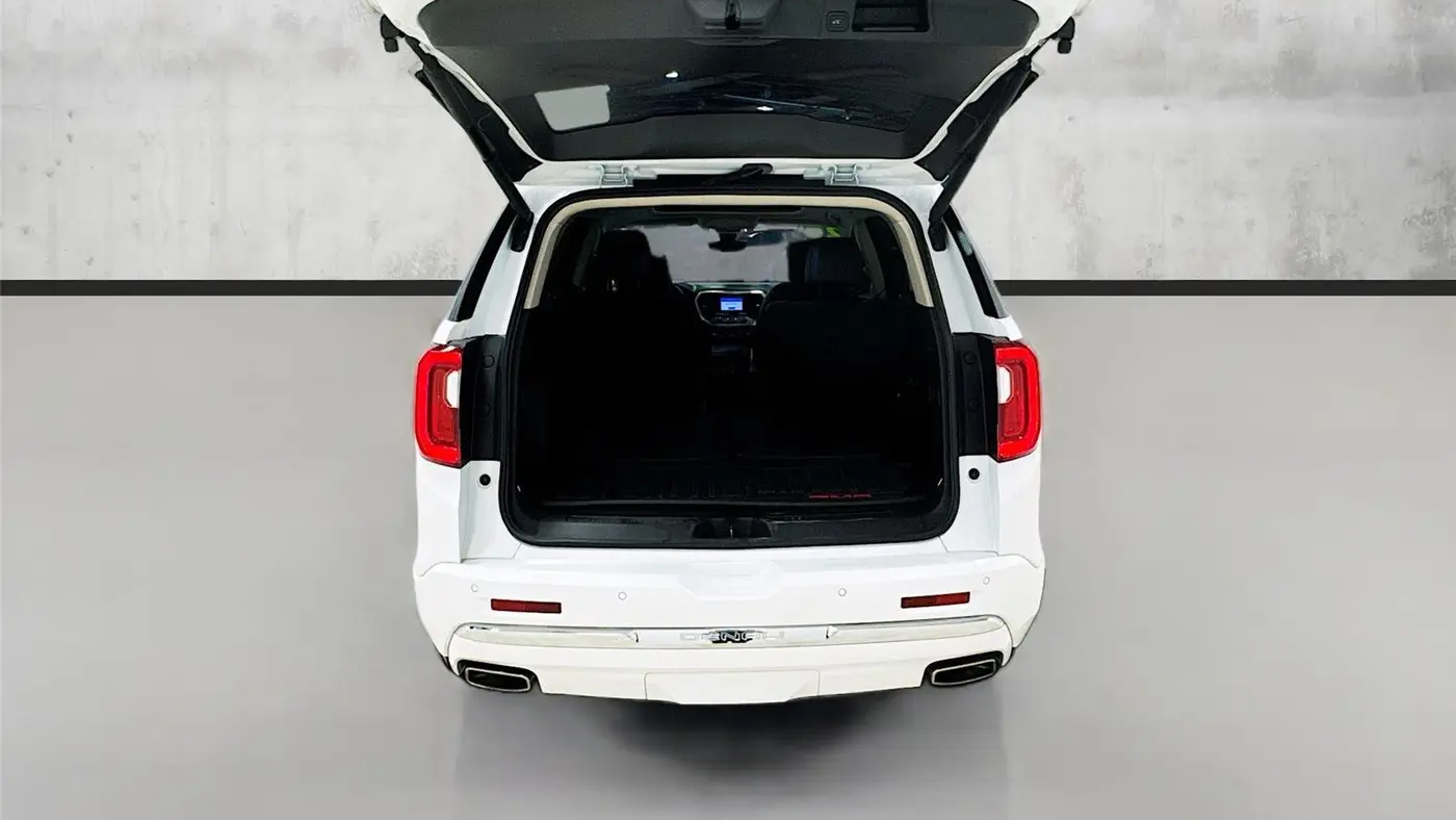 2020 GMC Acadia Denali