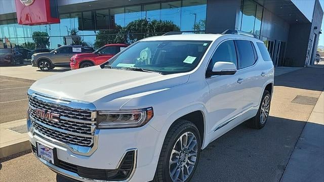2023 GMC Acadia Denali