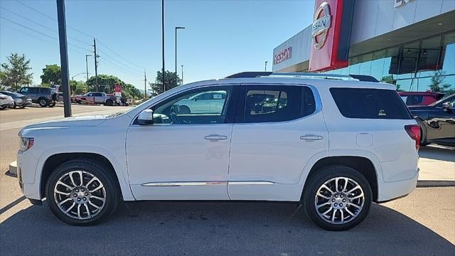 2023 GMC Acadia Denali
