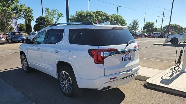 2023 GMC Acadia Denali