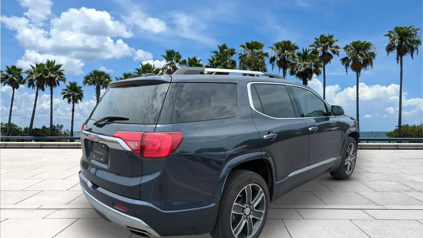 2018 GMC Acadia Denali