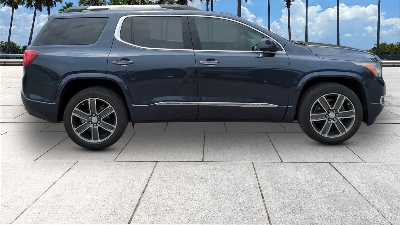 2018 GMC Acadia Denali