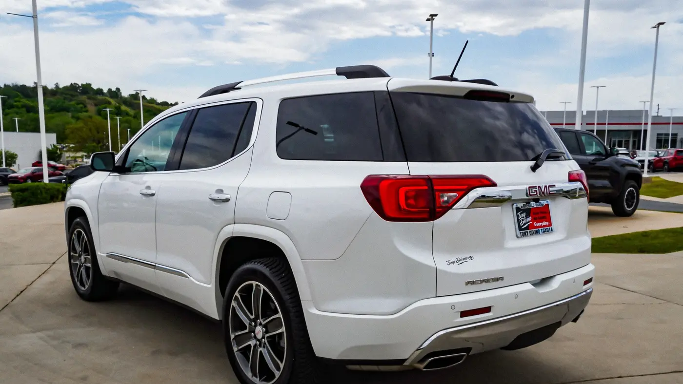 2018 GMC Acadia Denali