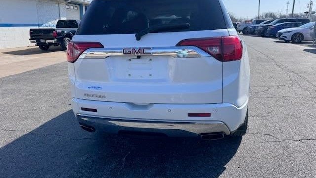 2018 GMC Acadia Denali
