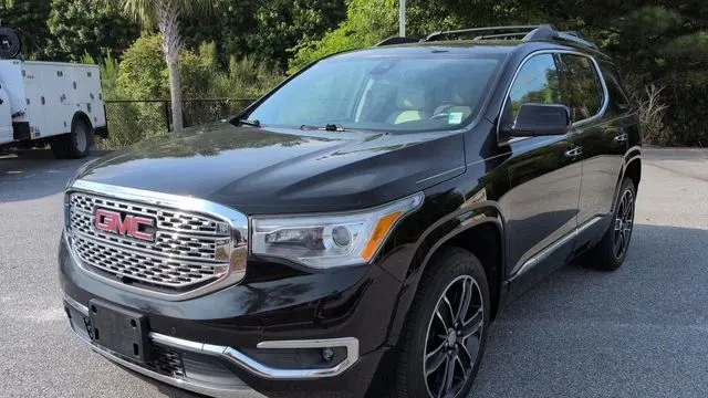 2019 GMC Acadia Denali
