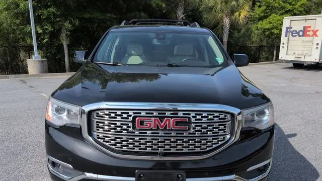 2019 GMC Acadia Denali