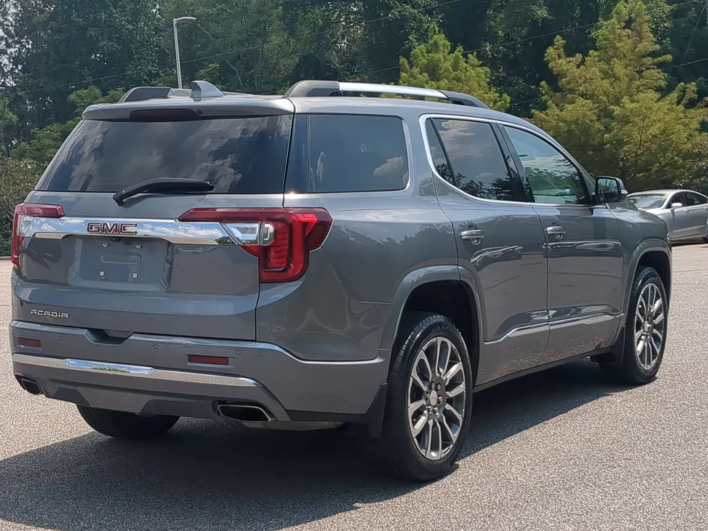 2022 GMC Acadia - $33,994