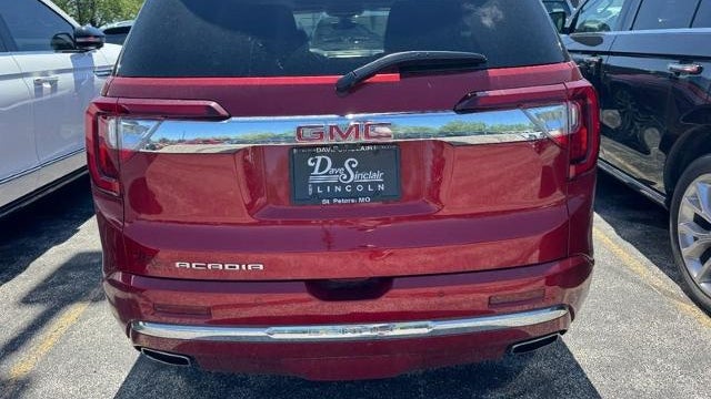 2021 GMC Acadia Denali
