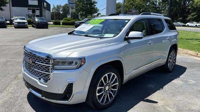 2020 GMC Acadia Denali