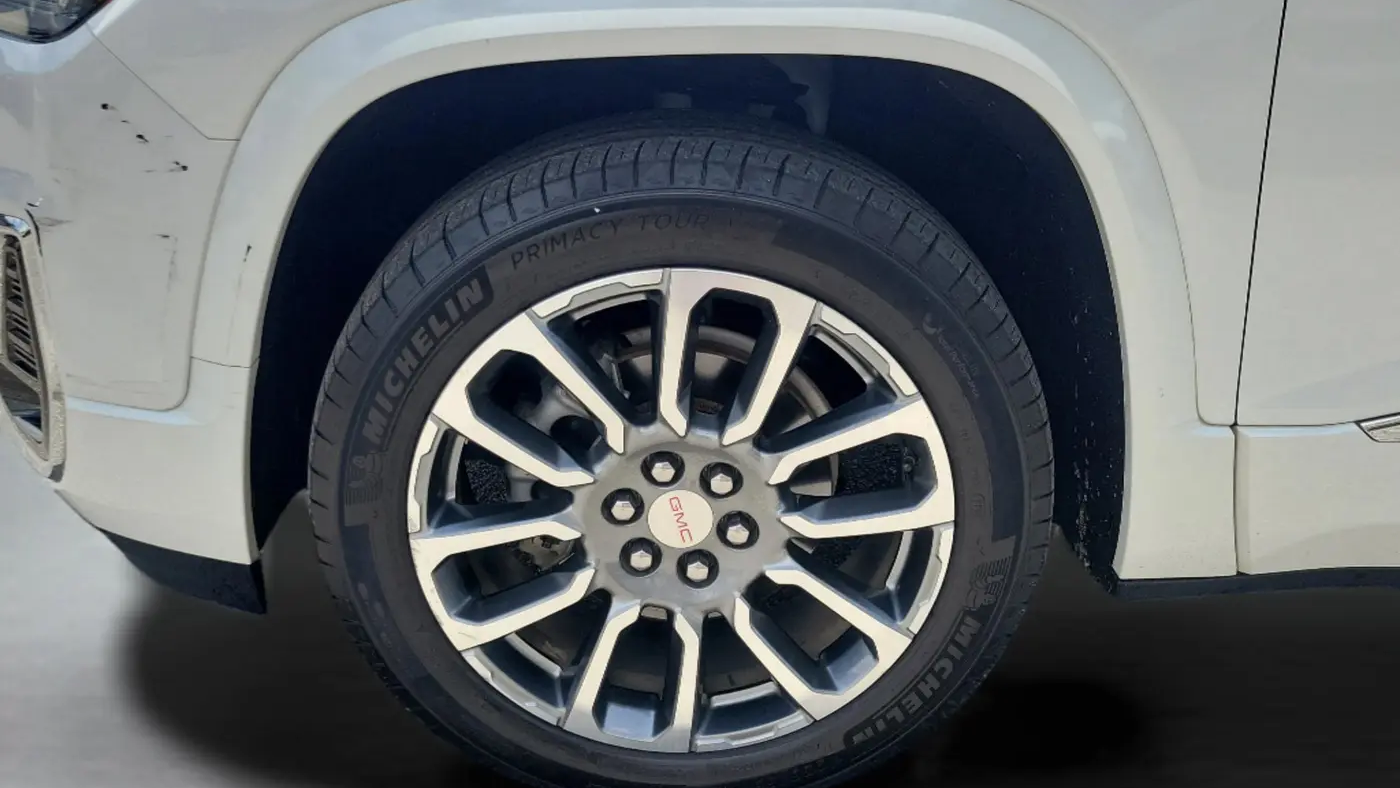 2021 GMC Acadia Denali