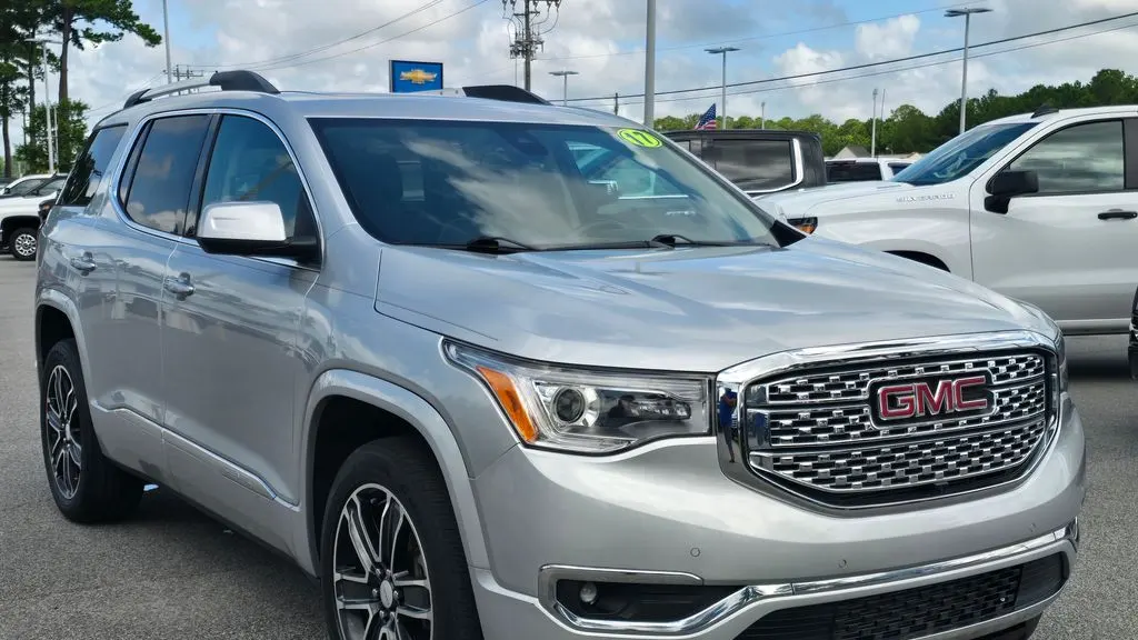 2017 GMC Acadia Denali