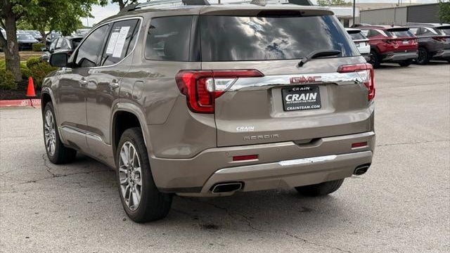 2023 GMC Acadia Denali