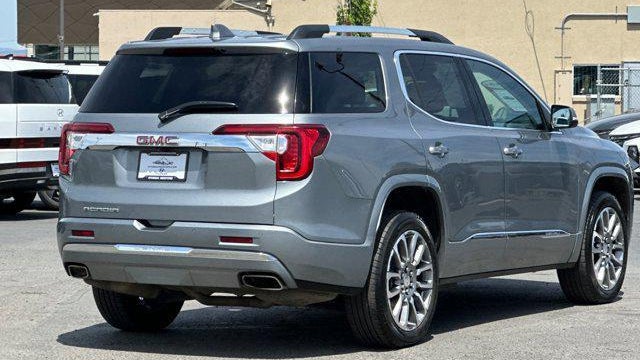 2023 GMC Acadia Denali